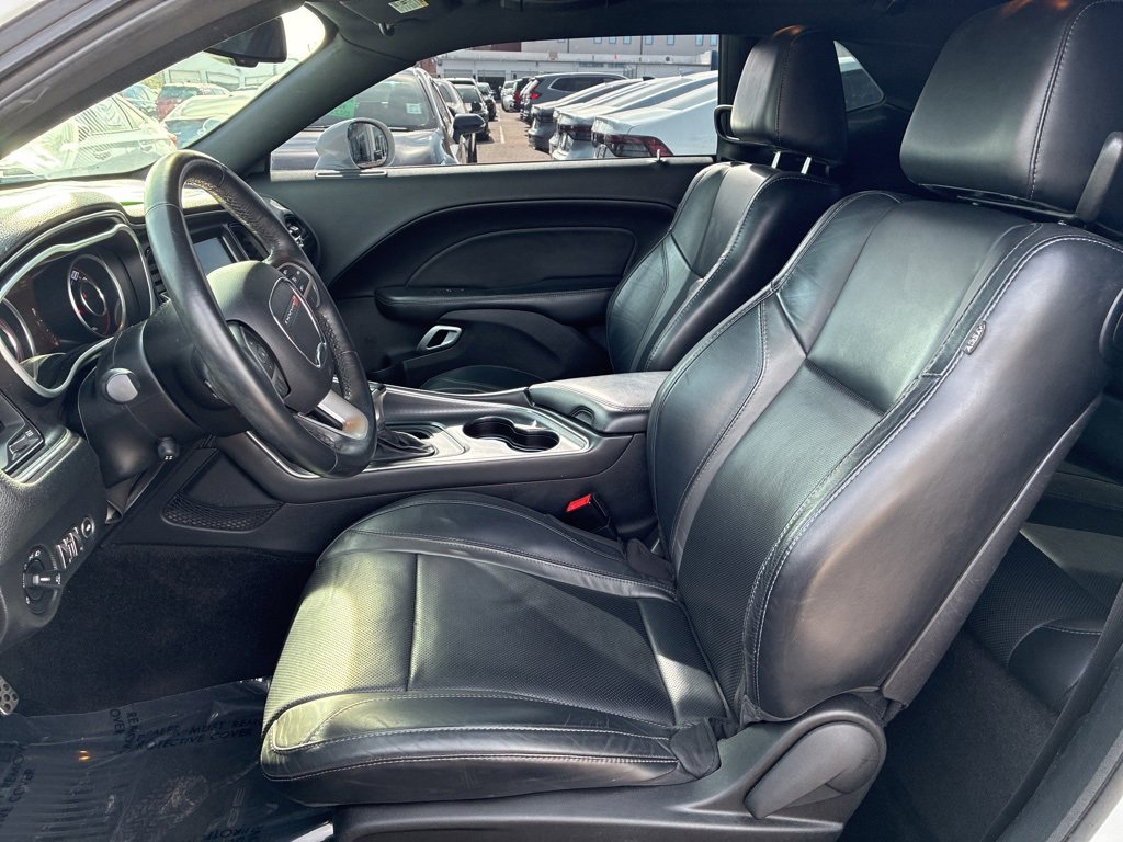 Used 2015 Dodge Challenger SXT Plus w/ Sound Group II image 10