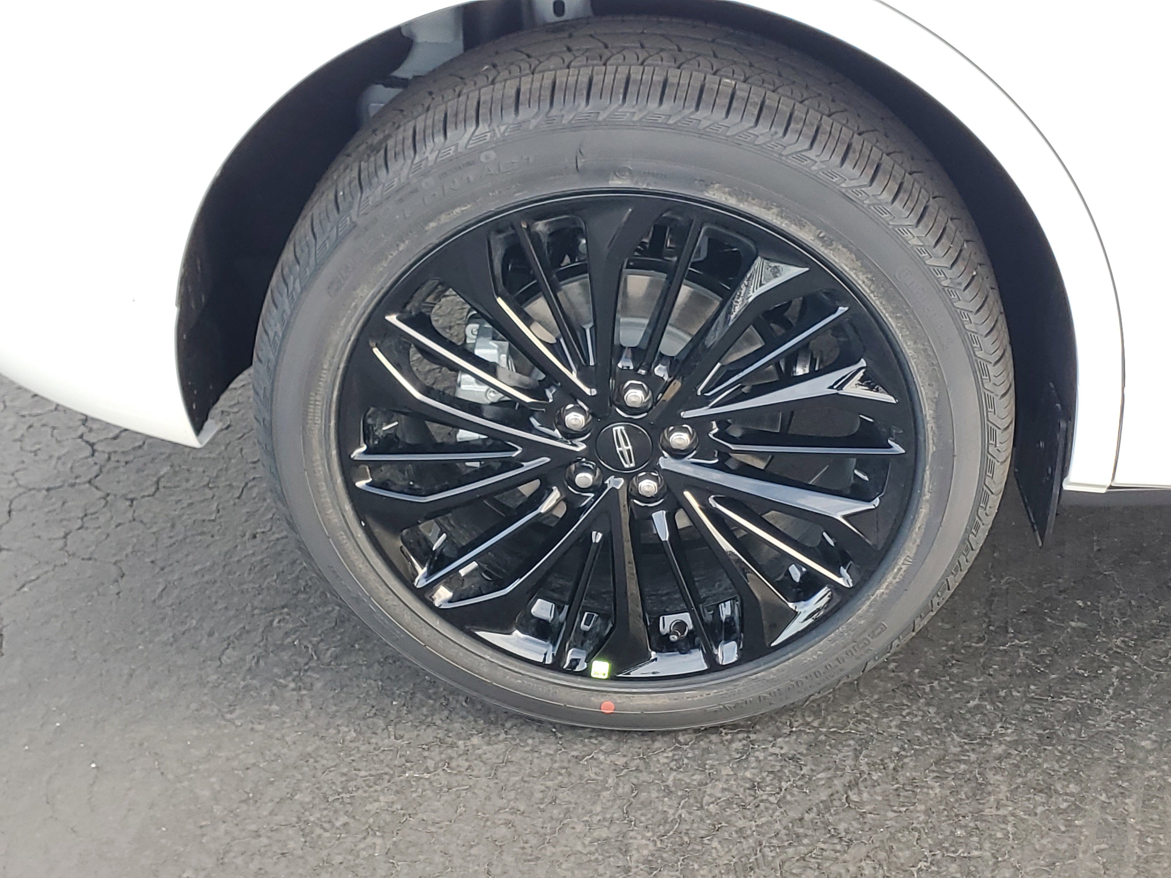 New 2026 Lincoln Corsair Reserve w/ Jet Appearance Package image 5