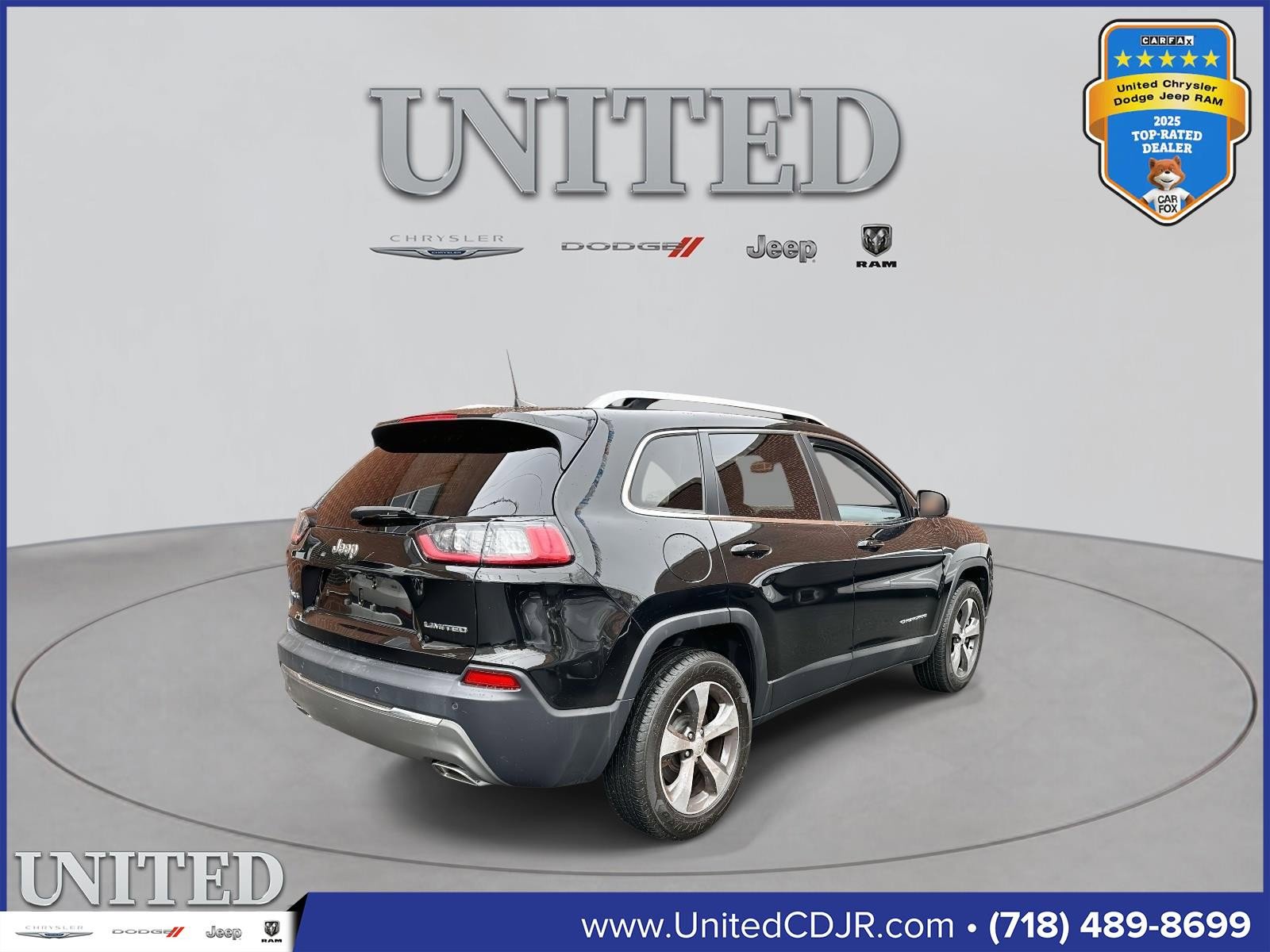 Used 2020 Jeep Cherokee Limited image 3