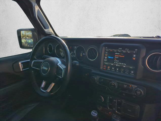 Used 2022 Jeep Wrangler Unlimited Rubicon 4xe image 24