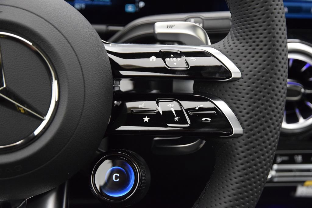 New 2026 Mercedes-Benz GLA 35 AMG 4MATIC image 25