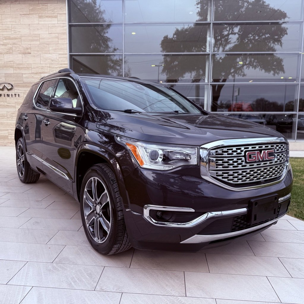 Used 2019 GMC Acadia Denali w/ Technology Package image 4