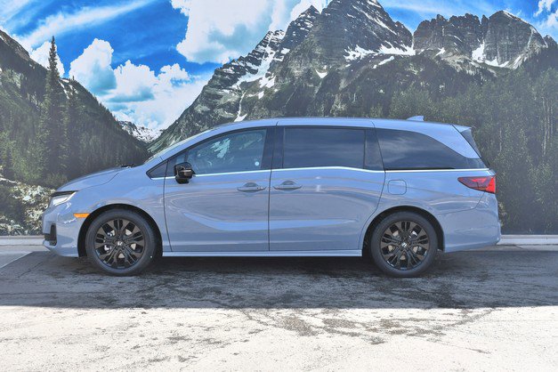 Used 2025 Honda Odyssey Sport-L image 7