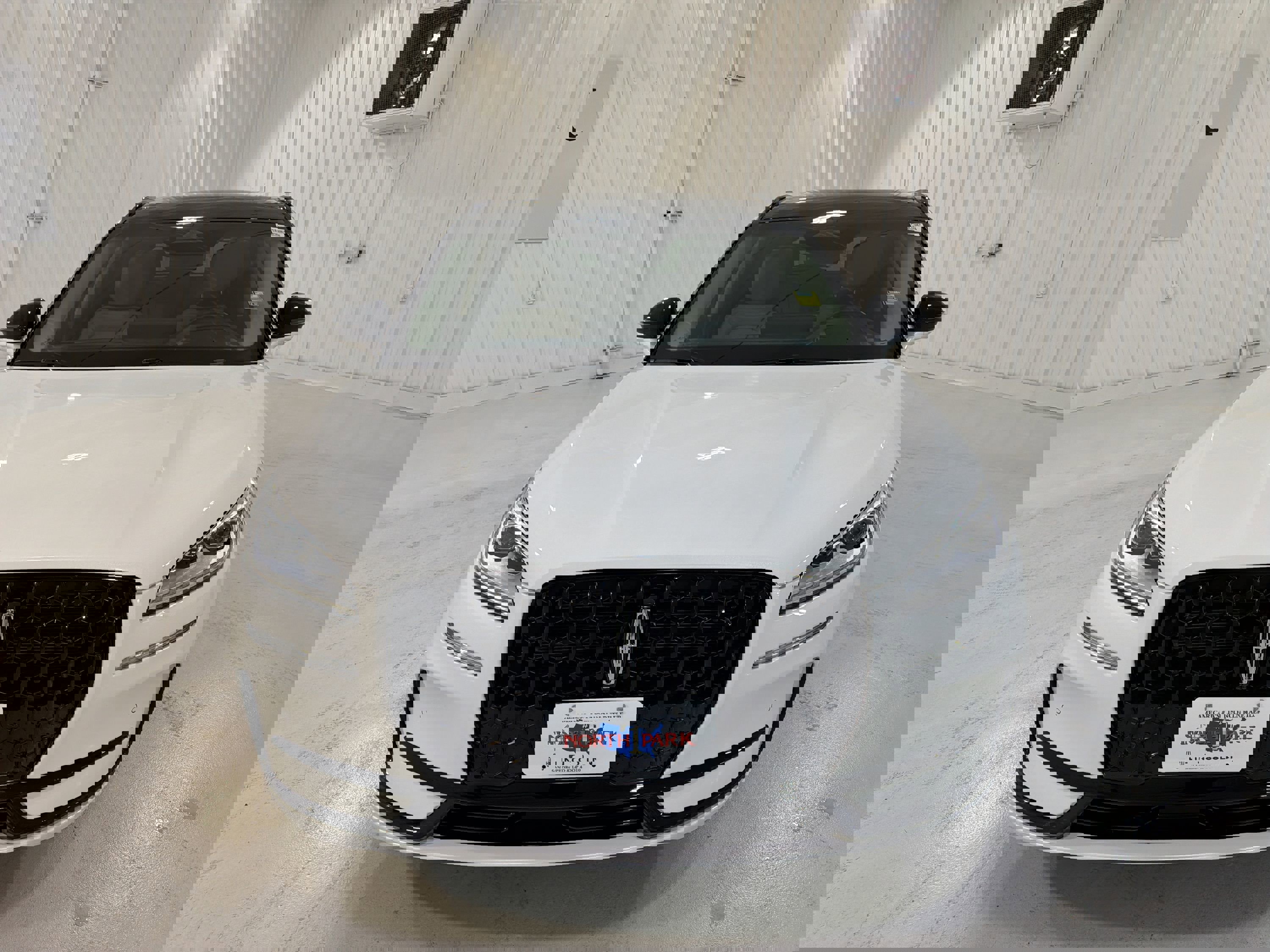 Used 2025 Lincoln Corsair Reserve w/ Equipment Group 202A image 32