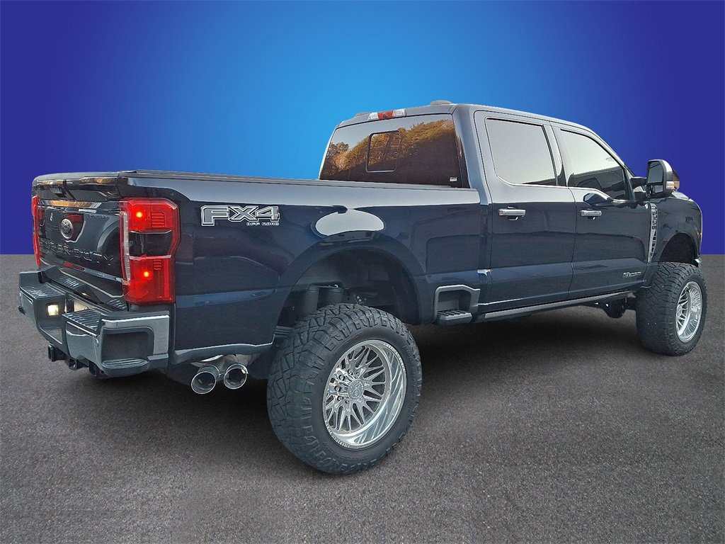 Used 2024 Ford F350 Lariat w/ Chrome Package image 4