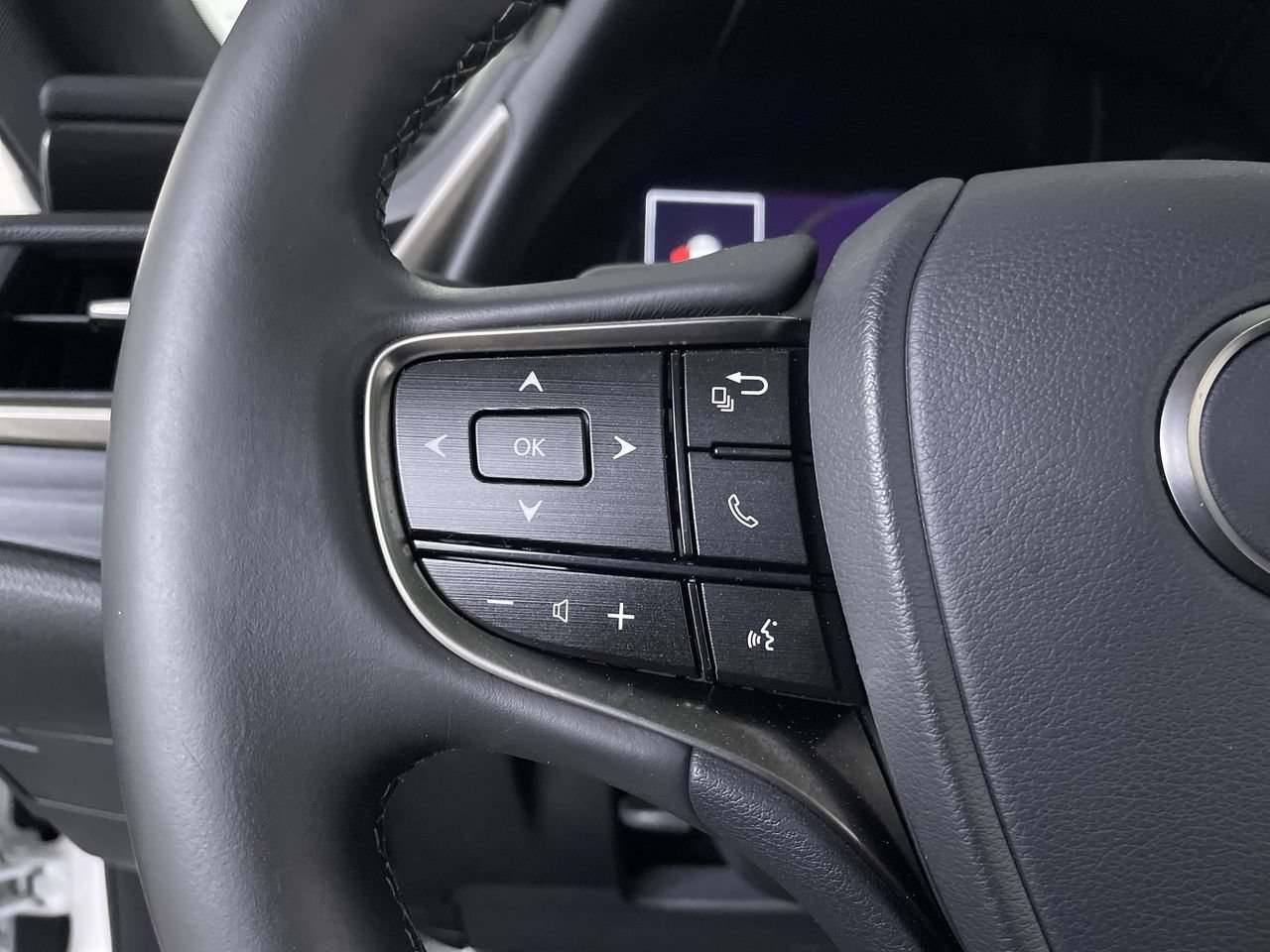 Used 2020 Lexus ES 350 w/ Accessory Package 2 FWD image 26
