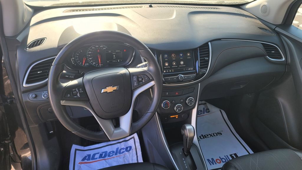 Used 2022 Chevrolet Trax LT w/ Driver Confidence Package image 24