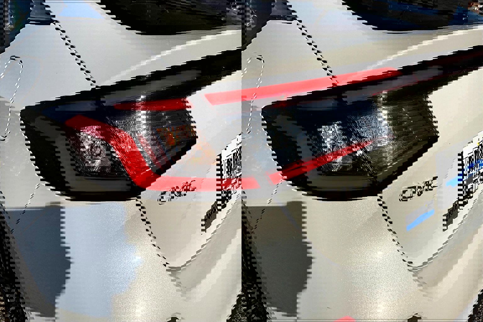 Used 2024 Honda Civic EX-L image 31