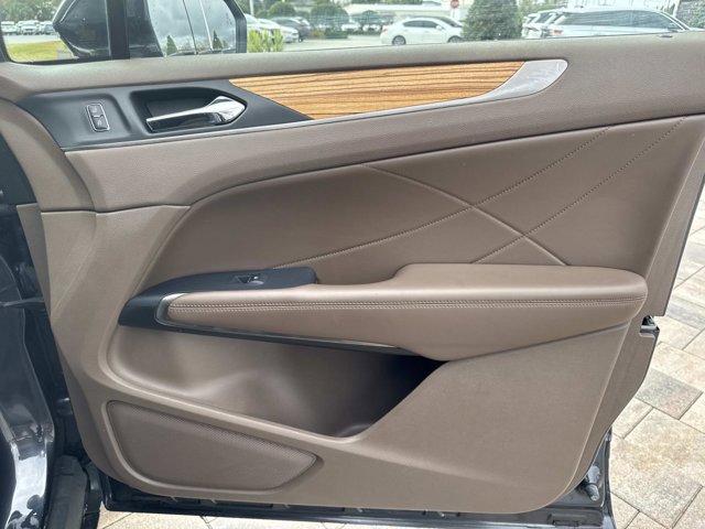 Used 2015 Lincoln MKC FWD w/ Equipment Group 102A Reserve image 18