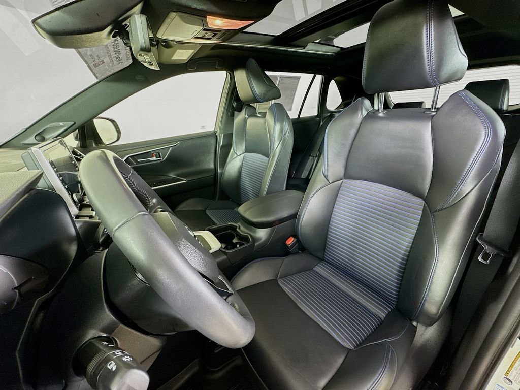 Certified 2020 Toyota RAV4 XSE AWD/4WD image 2