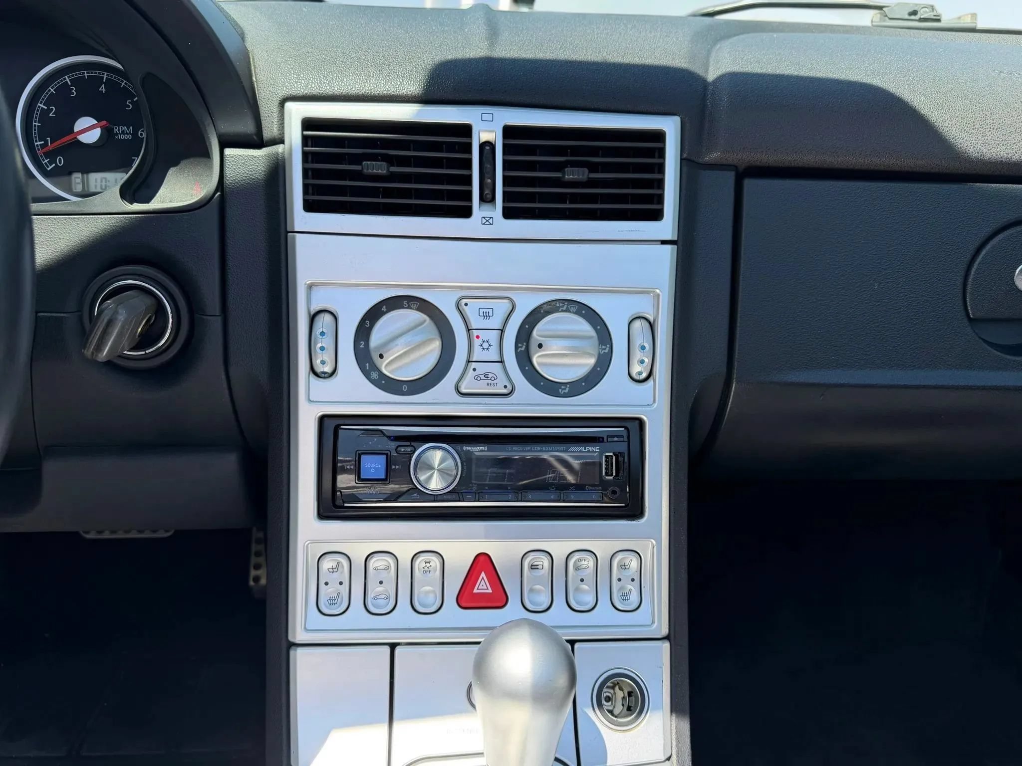 Used 2005 Chrysler Crossfire Limited RWD image 13