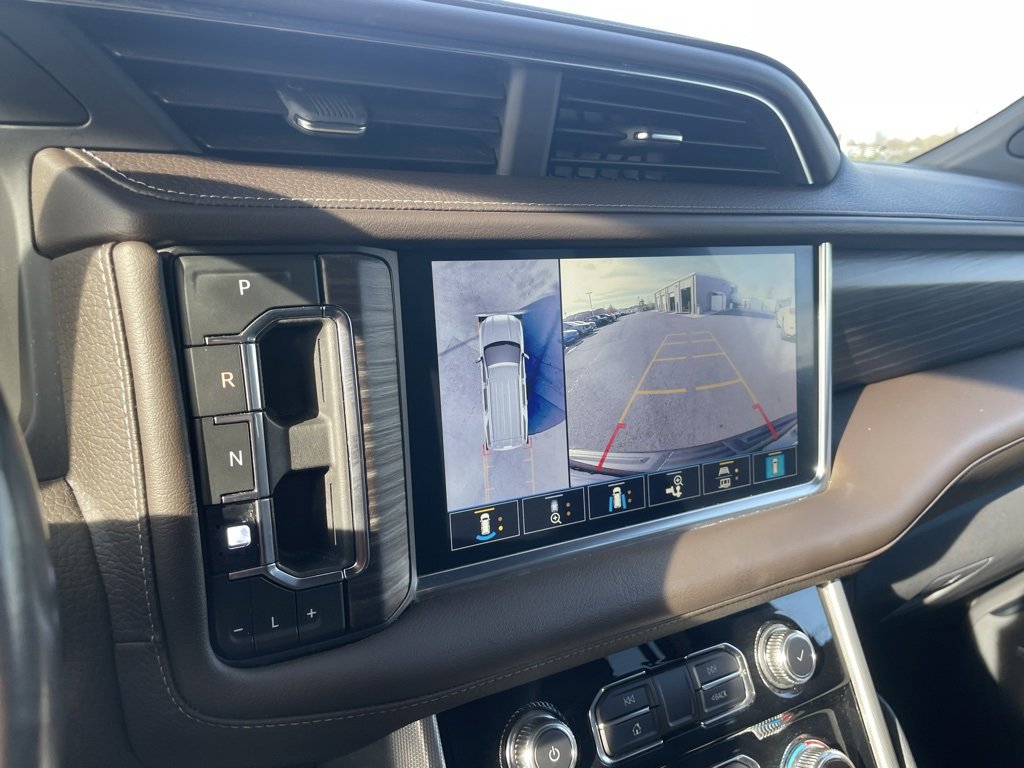 Used 2021 GMC Yukon Denali w/ Denali Ultimate Package image 17