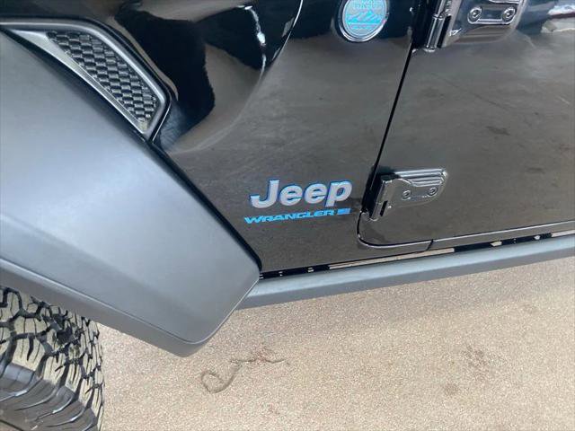 Certified 2025 Jeep Wrangler Willys 4xe image 6