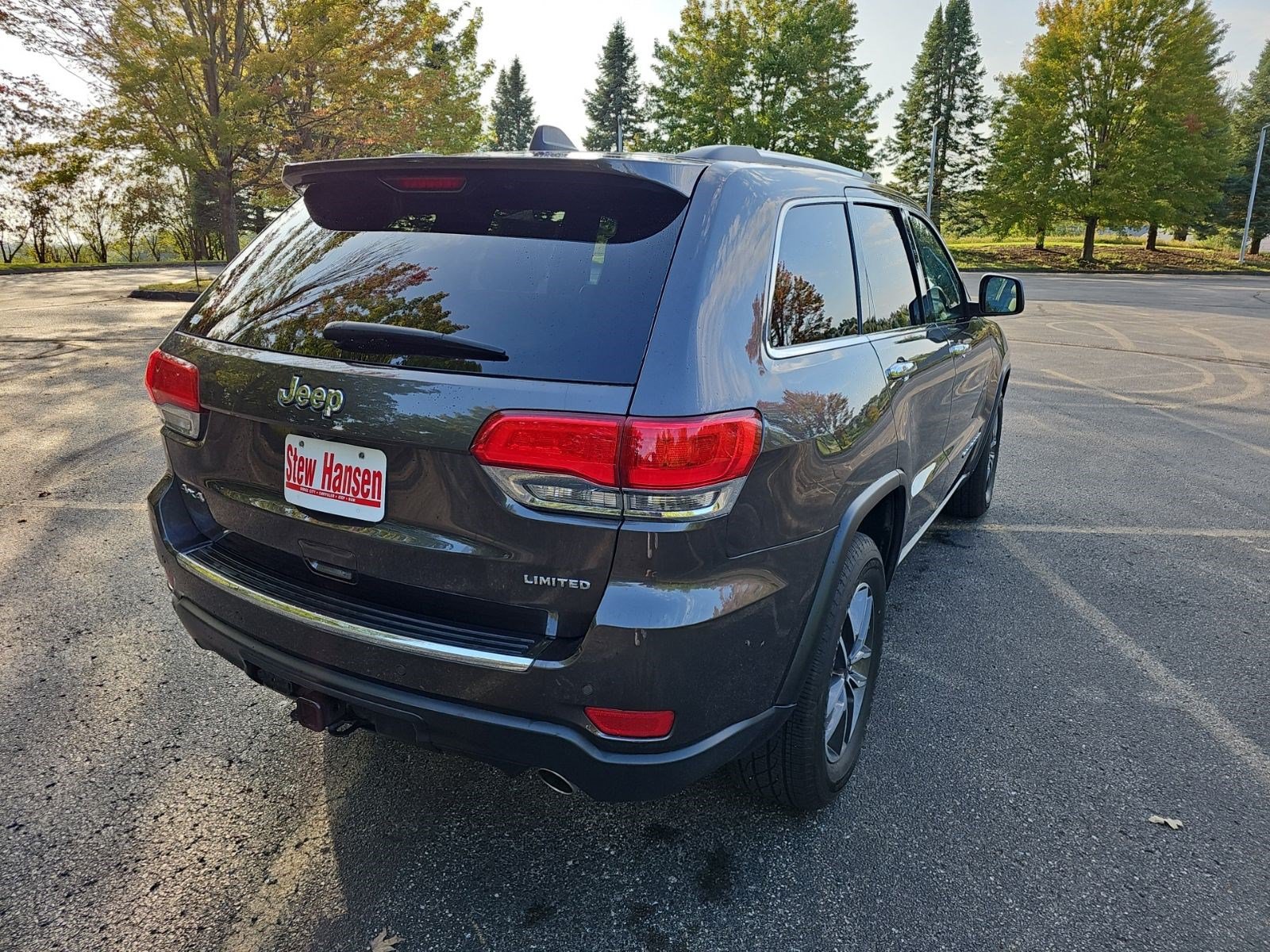 Used 2019 Jeep Grand Cherokee Limited w/ Trailer Tow Group IV AWD/4WD image 6