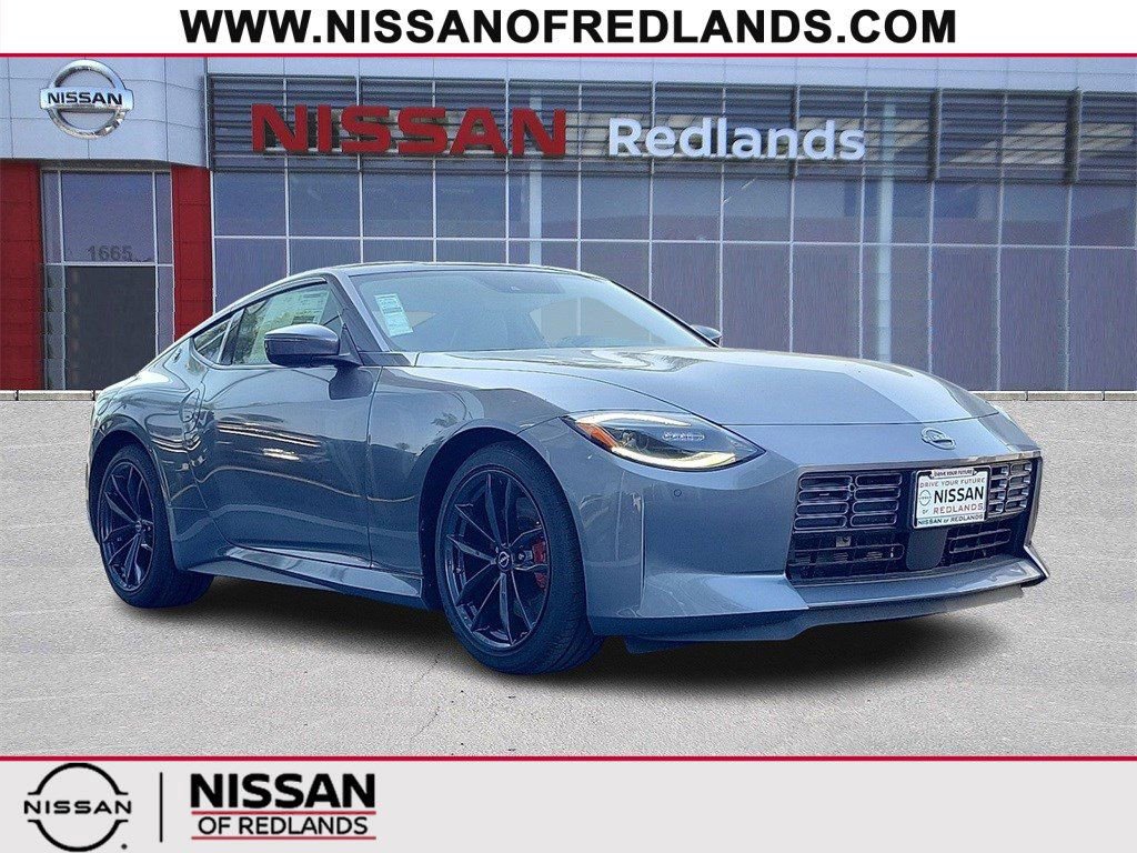 New 2025 Nissan Z Performance w/ Floor Mat Package