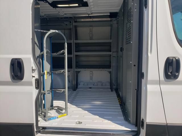 Used 2025 RAM ProMaster 1500 w/ Premium Convenience Group FWD image 12