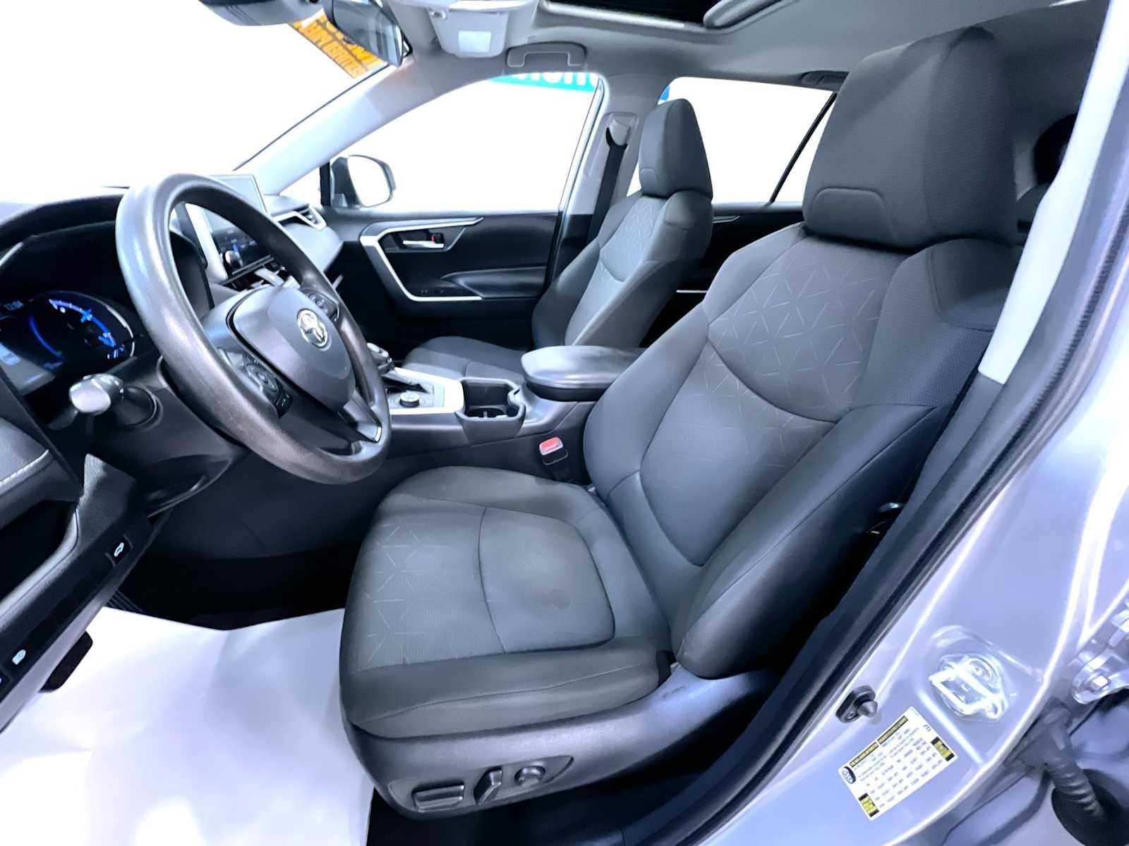 Used 2023 Toyota RAV4 XLE w/ Convenience Package AWD/4WD image 14
