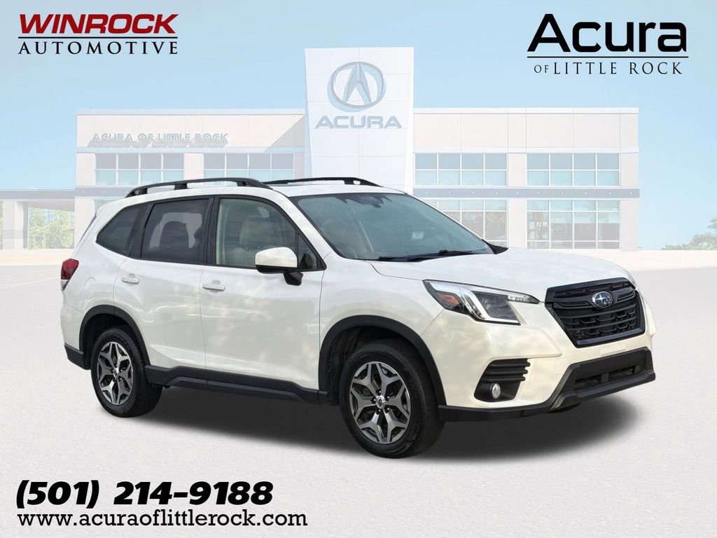 Used 2023 Subaru Forester Premium AWD/4WD image 1