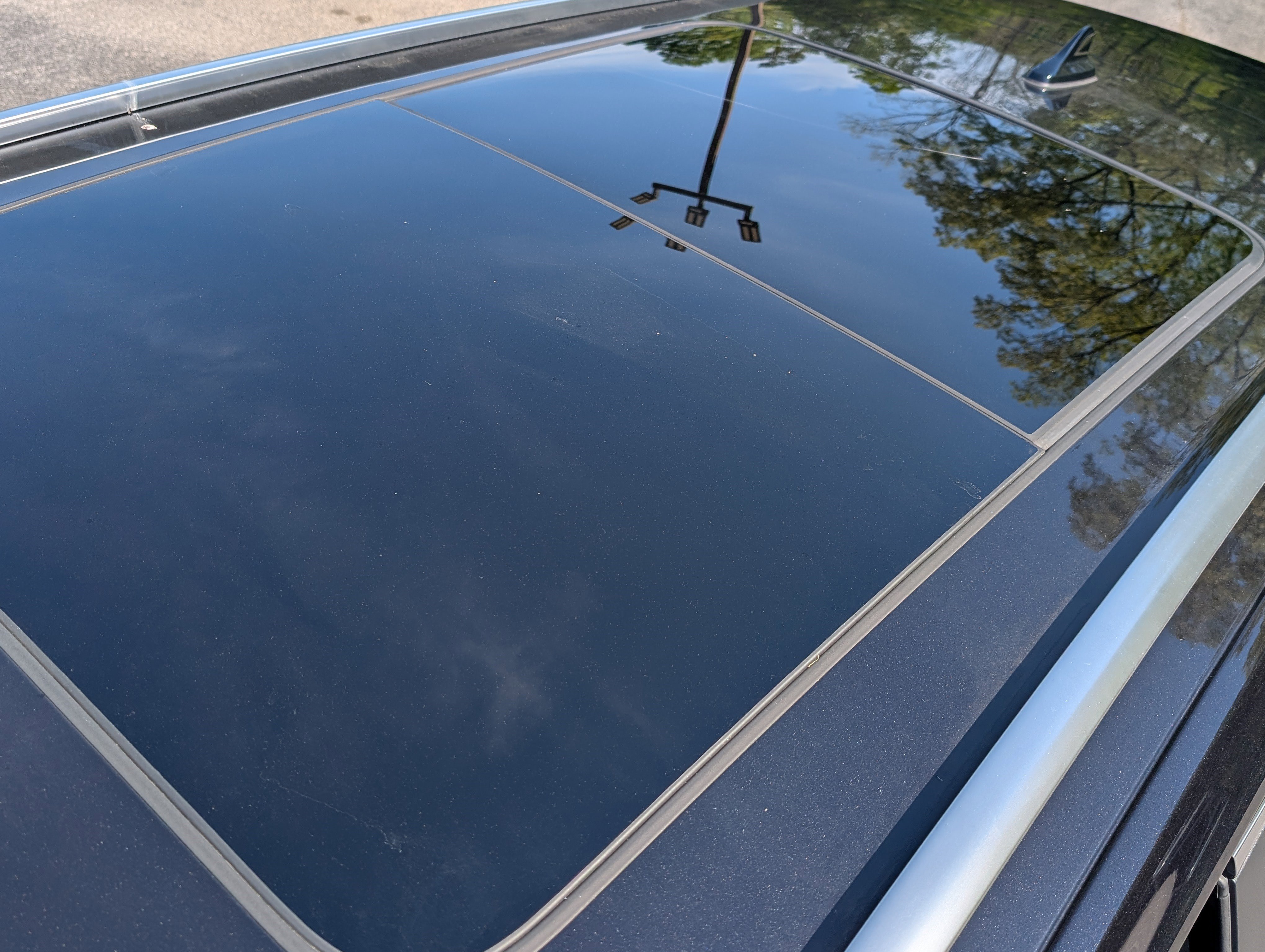 Used 2025 Volkswagen Atlas Cross Sport SEL image 14