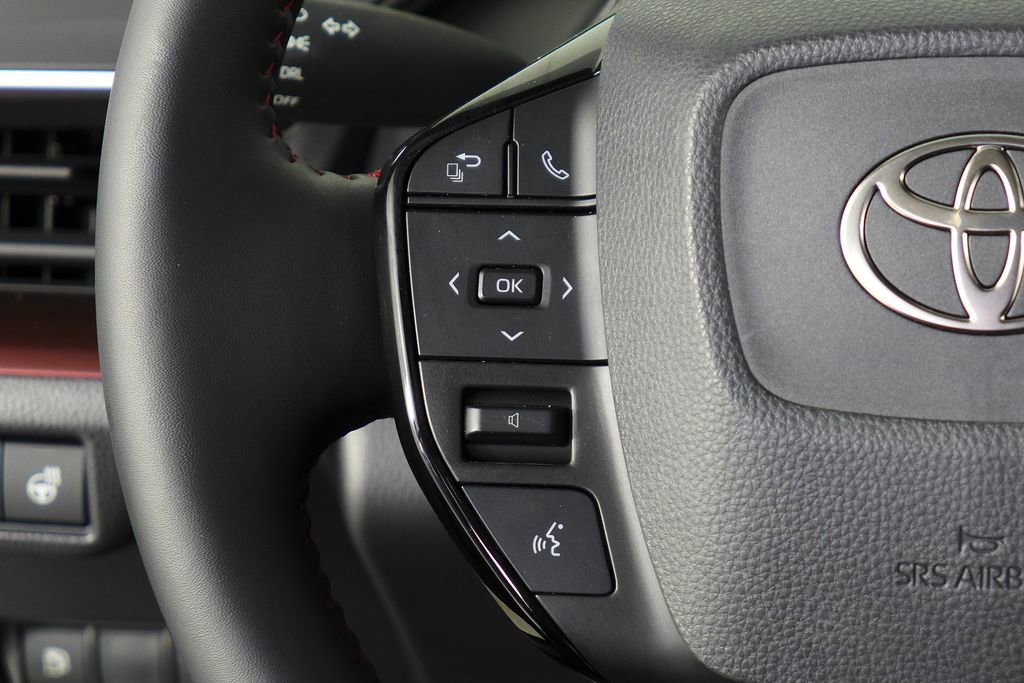 Used 2024 Toyota Prius Prime SE image 30