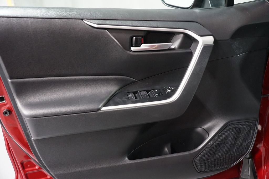 Certified 2023 Toyota RAV4 XLE image 30