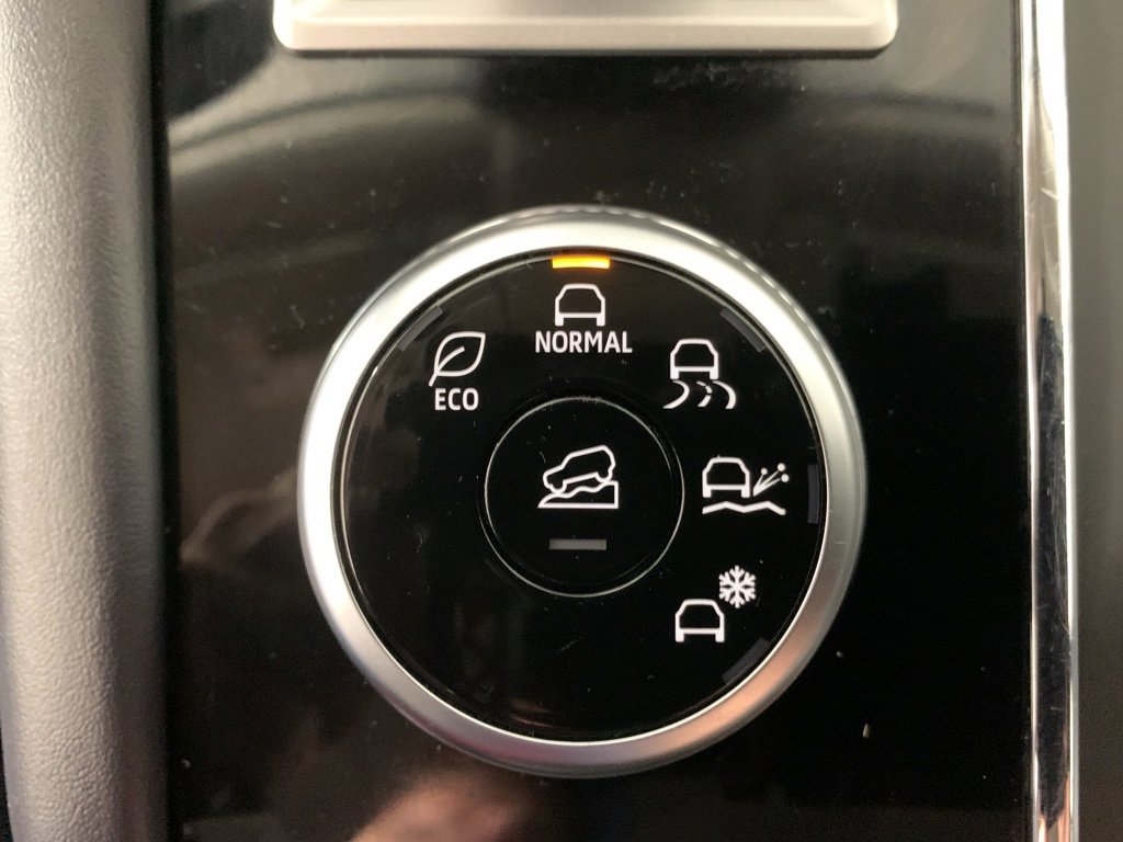 Used 2023 Mitsubishi Outlander SE image 27