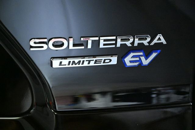 Used 2023 Subaru Solterra AWD image 13