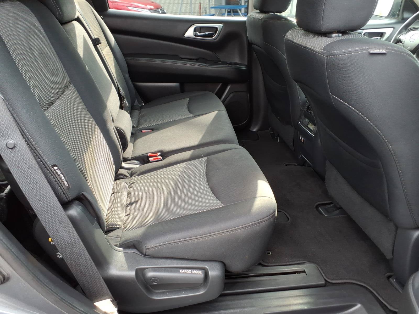 Used 2019 Nissan Pathfinder S AWD/4WD image 26