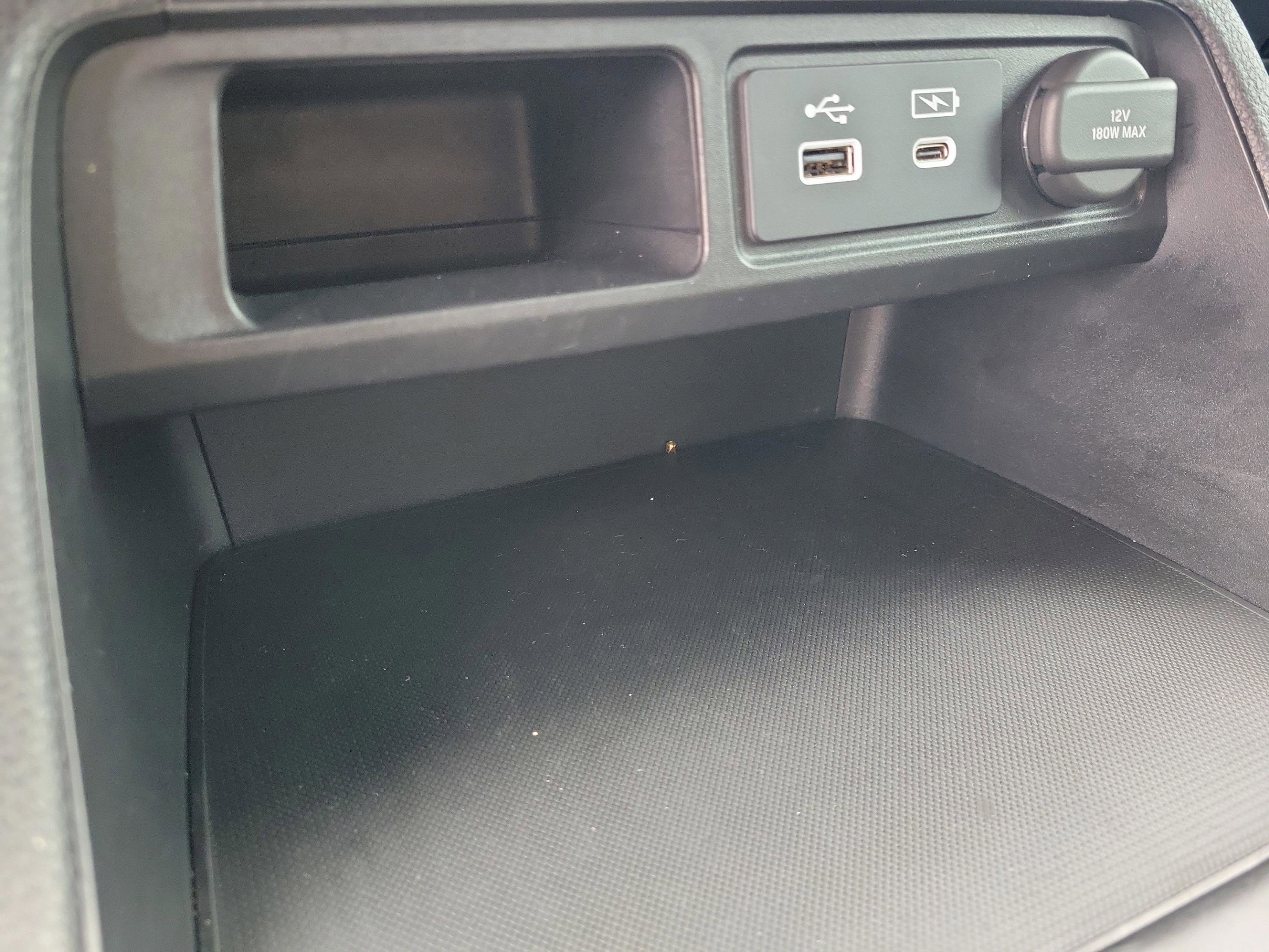 Used 2023 Honda Pilot Sport image 23