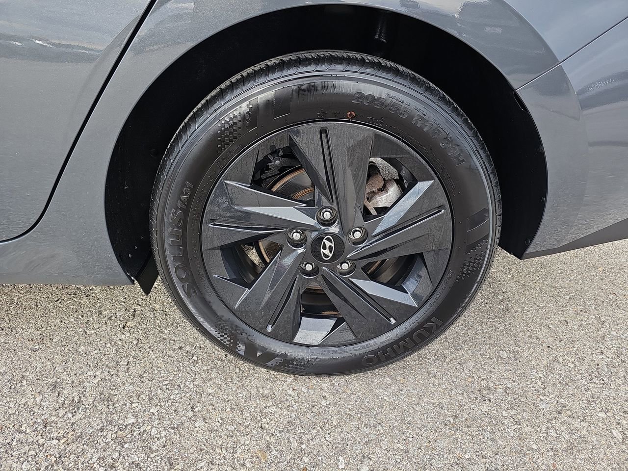 Used 2023 Hyundai Elantra SEL image 36