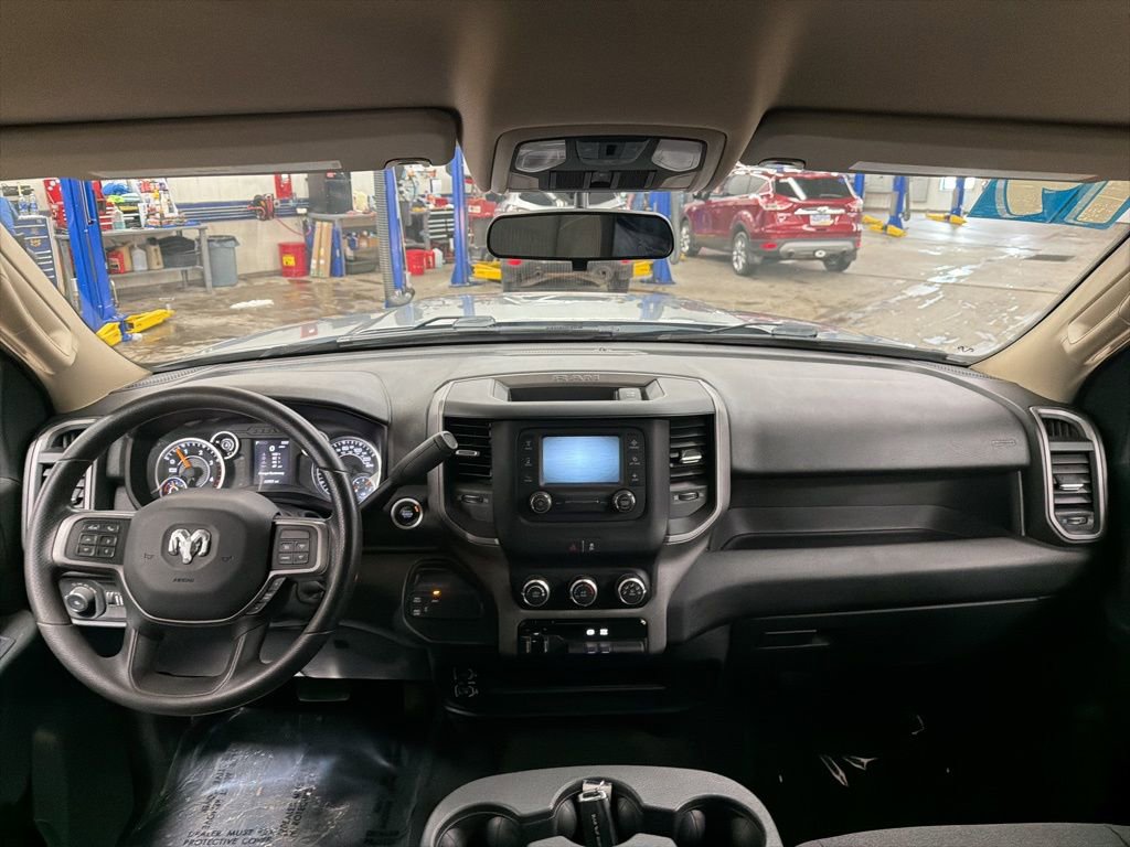 Used 2019 RAM 3500 Tradesman image 15