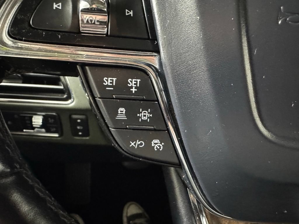 Certified 2022 Lincoln Navigator L Black Label AWD/4WD image 40
