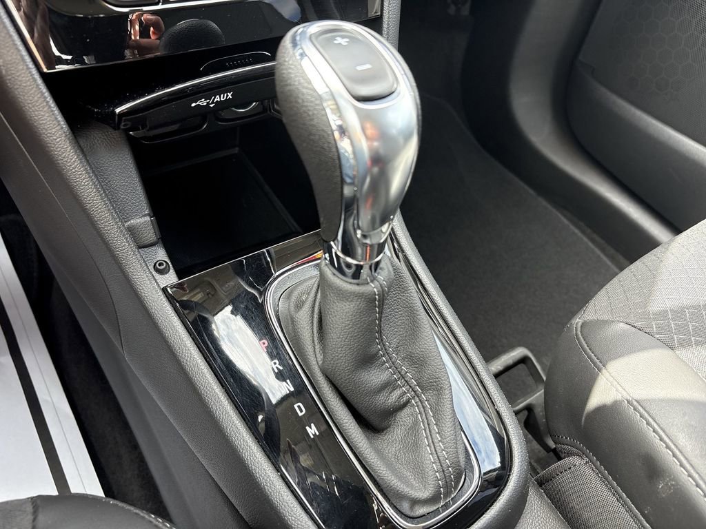 Used 2022 Buick Encore Preferred w/ Safety Package image 18