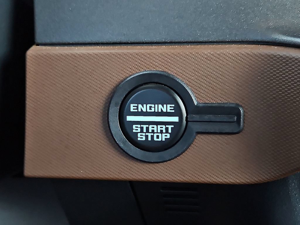 Used 2024 Ford Bronco Outer Banks AWD/4WD image 25