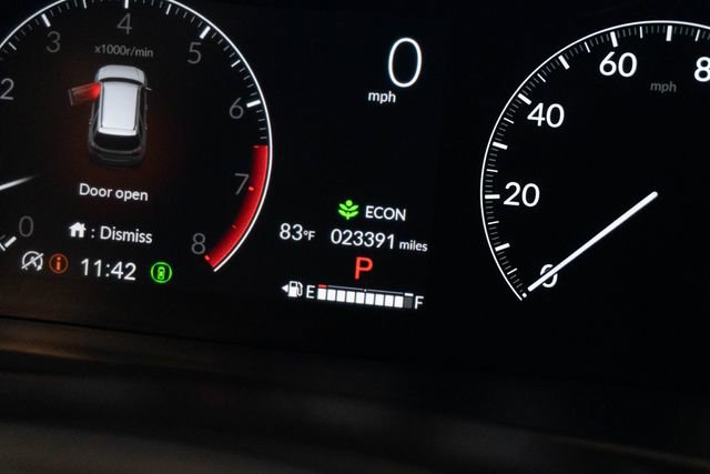 Used 2024 Honda Pilot Touring image 24