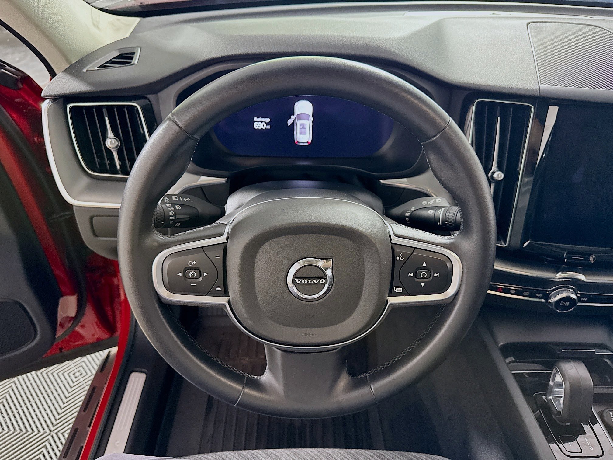 Used 2023 Volvo XC60 B5 Core AWD/4WD image 15