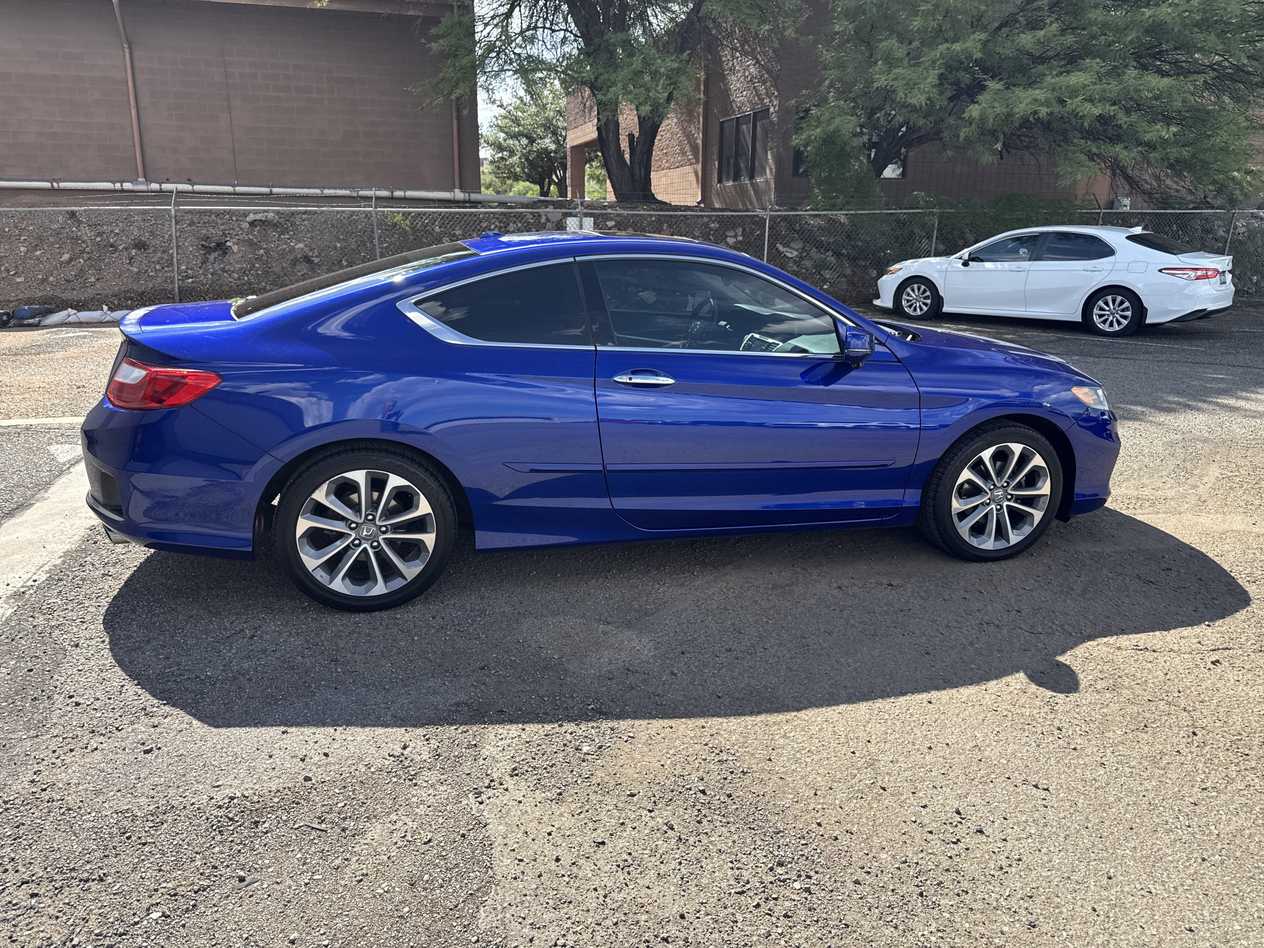 Used 2015 Honda Accord EX-L image 8
