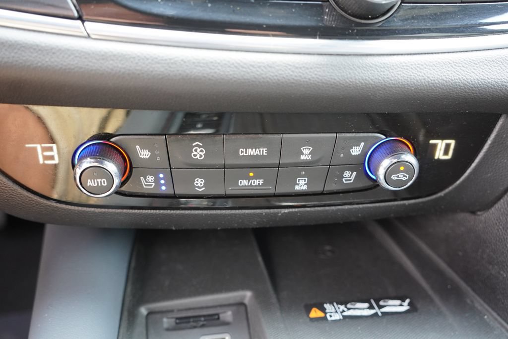 Certified 2022 Buick Enclave Premium AWD/4WD image 31