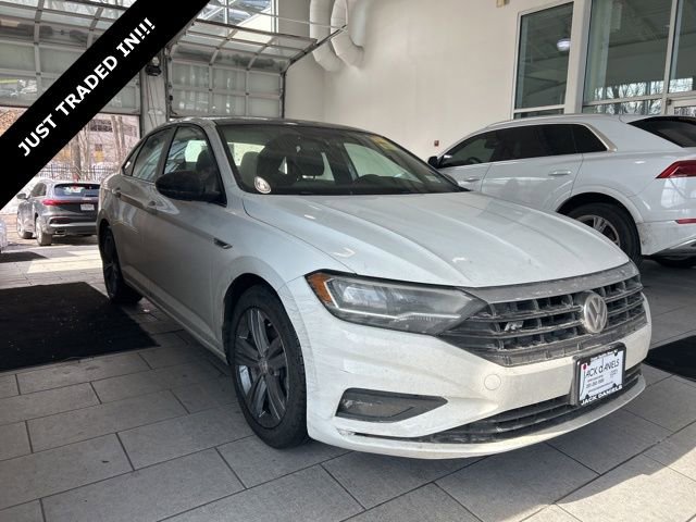 Used 2021 Volkswagen Jetta R-Line image 5