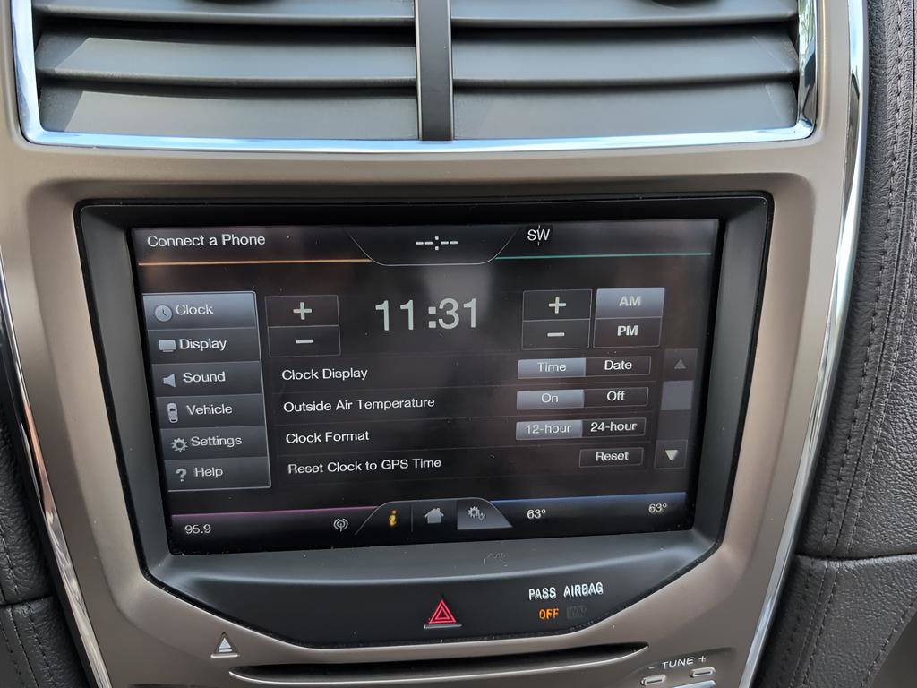 Used 2012 Lincoln MKX AWD image 23