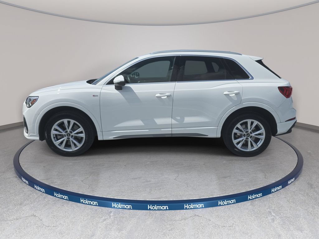 Used 2024 Audi Q3 2.0T Premium w/ Convenience Package AWD/4WD image 9