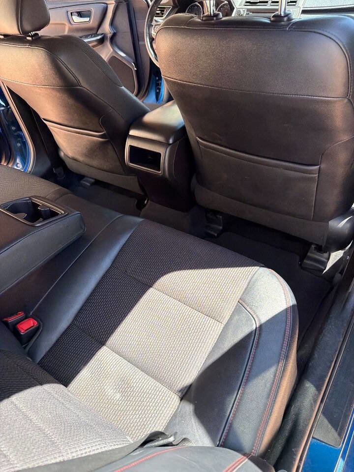 Used 2017 Toyota Camry SE FWD image 14