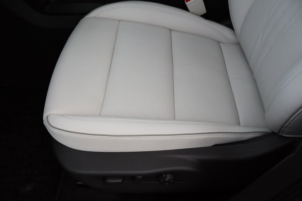 New 2026 Buick Envision Avenir AWD/4WD image 18