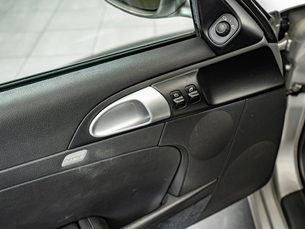 Used 2007 Porsche Cayman RWD image 25