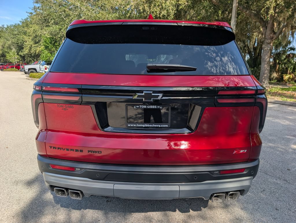 New 2027 Chevrolet Traverse Z71 w/ Enhanced Driving Package AWD/4WD image 7
