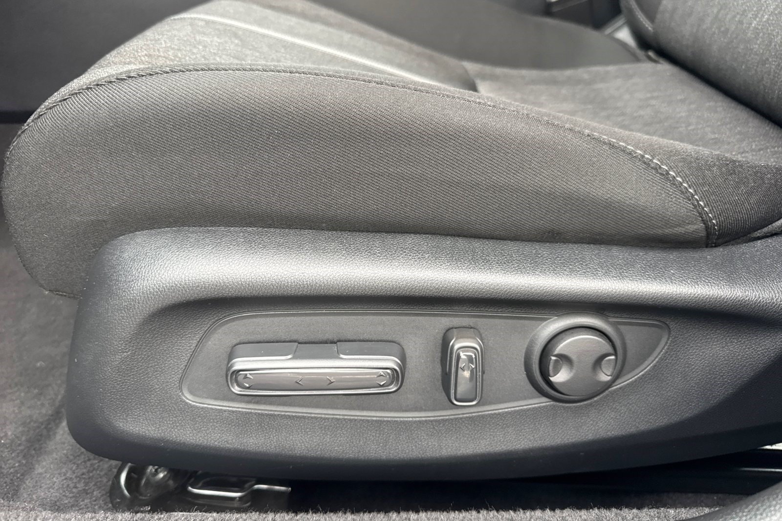 Used 2025 Honda Accord Sport image 14