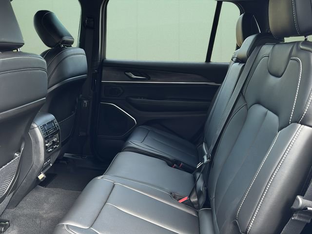 New 2026 Jeep Grand Cherokee L Limited w/ Limited Altitude Package image 21