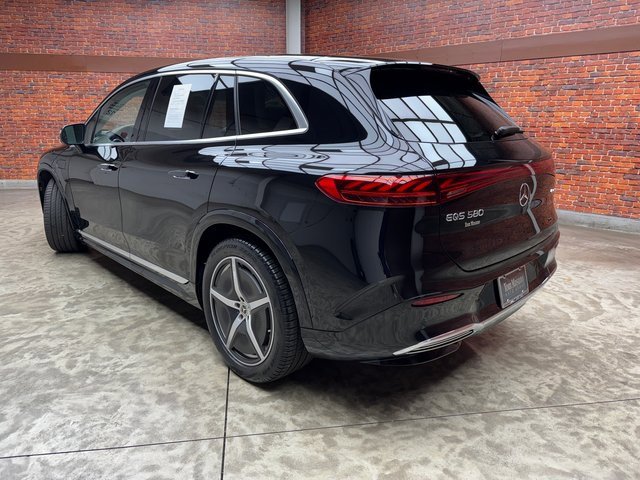Used 2023 Mercedes-Benz EQS 580 4MATIC SUV image 3