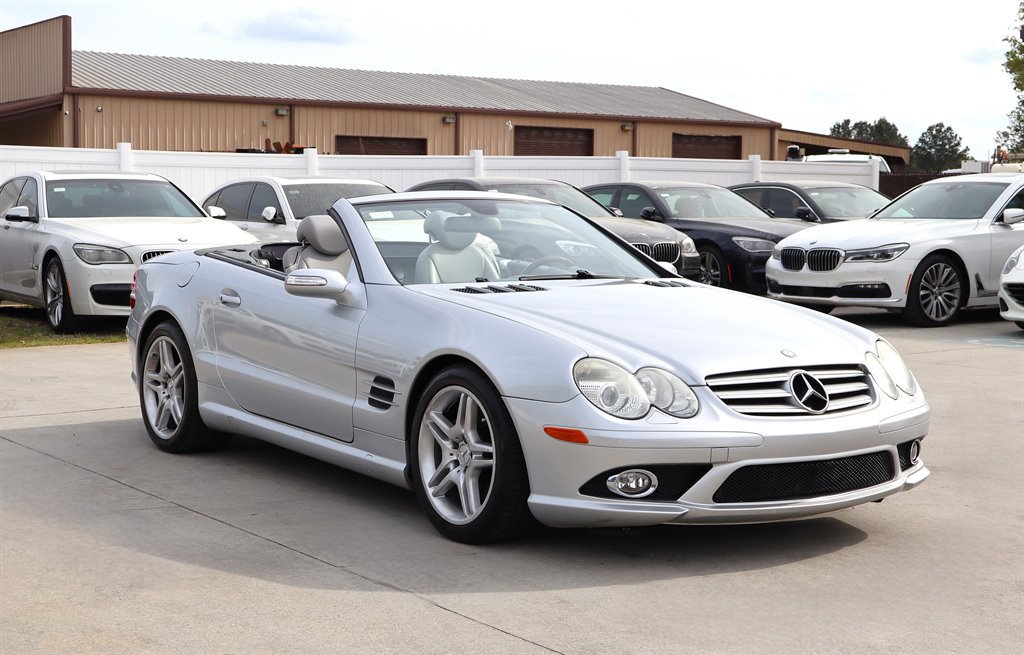 Used 2008 Mercedes-Benz SL 550 image 16