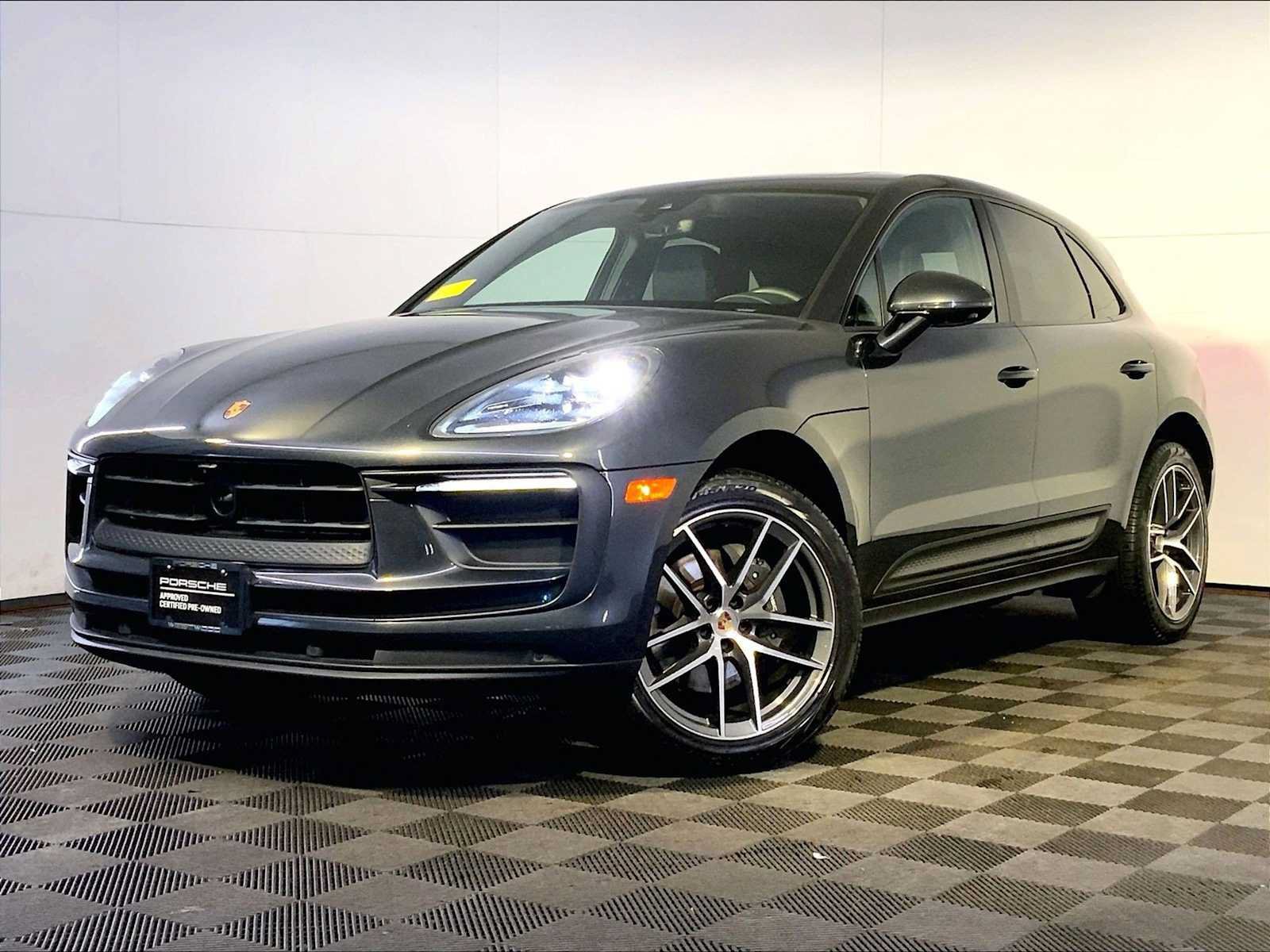 Certified 2024 Porsche Macan
